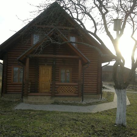 Pumpuri Villa Svente Exteriör bild